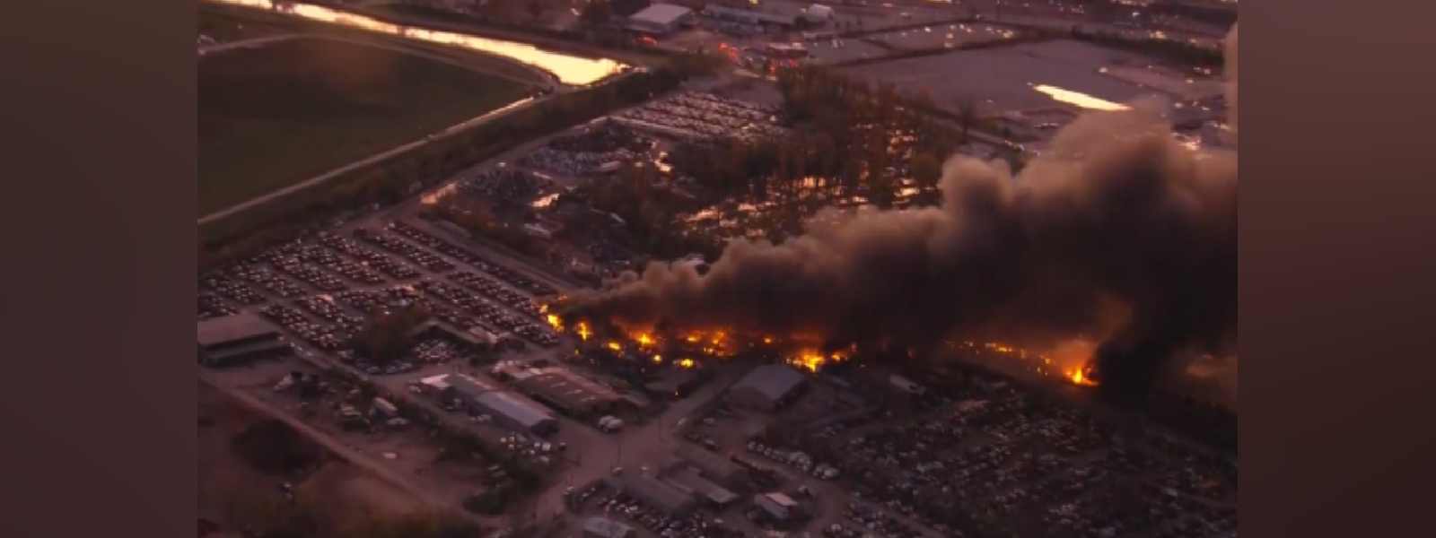 කෙන්ටකී ප්‍රාන්තයේ ගුවන් යානයක් කඩා වැටෙයි